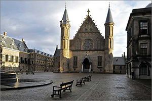 Drie varianten voor renovatie Binnenhof